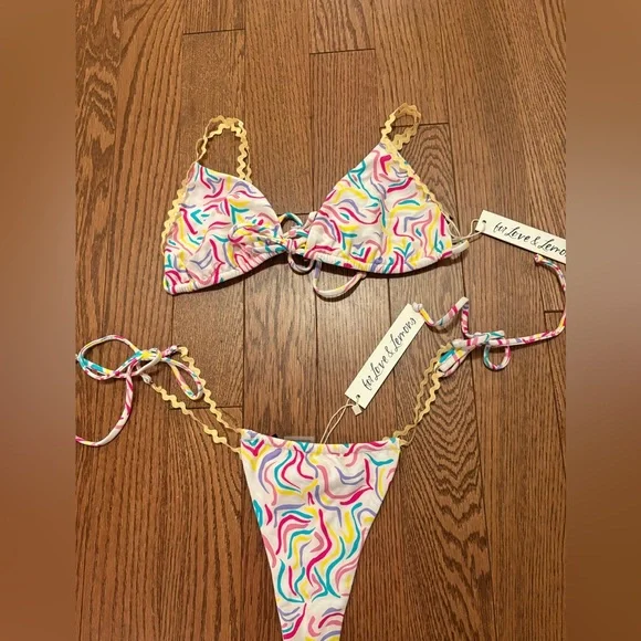 adorable NWT For Love and Lemons bikini - Picture 2 of 3